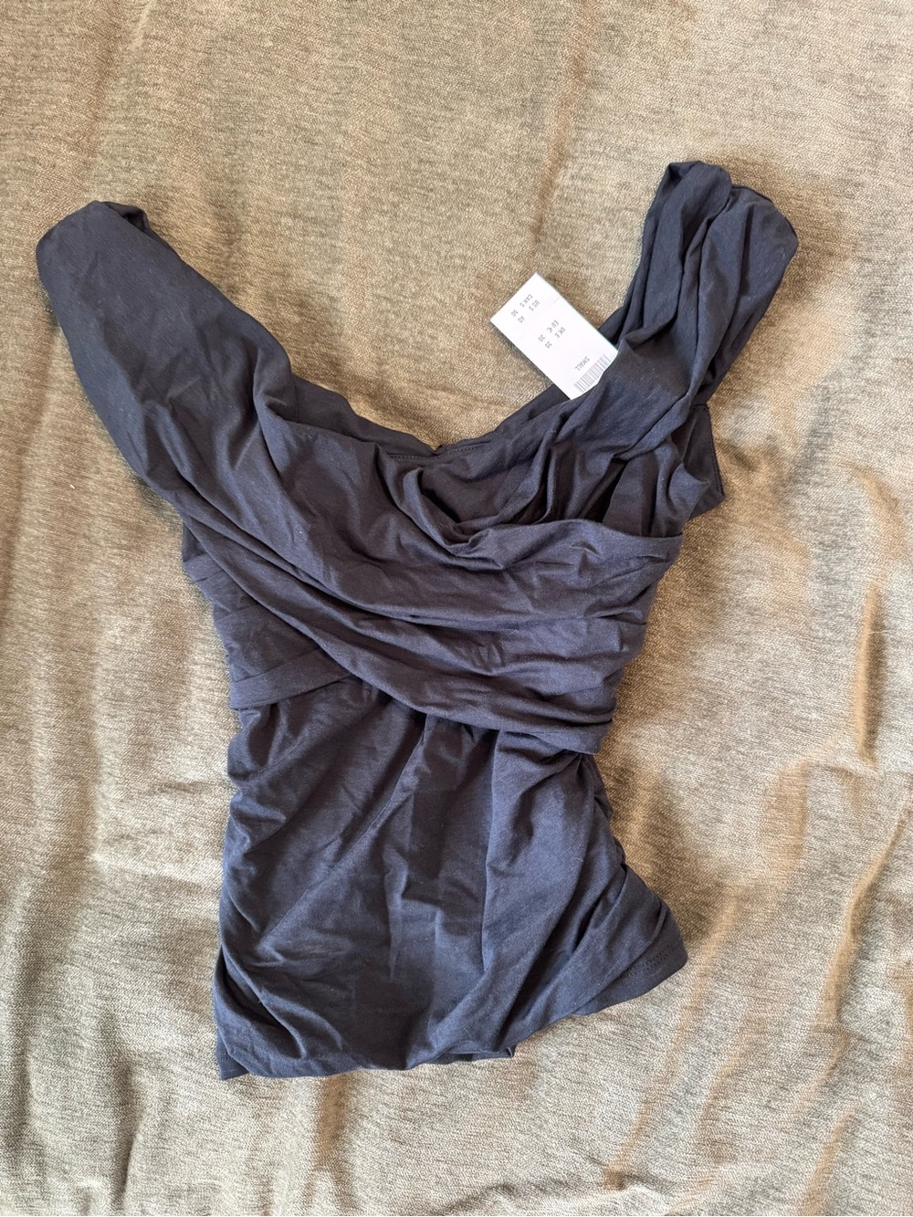 ABERCROMBIE - black off the shoulder top